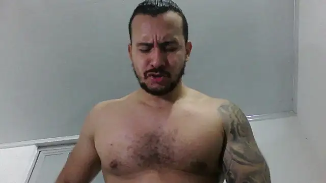 Snapshot of christian_colombian1 chatting on 09.20.25 christian colombian1 online show from 09.20.25