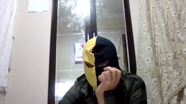 Snapshot of asira39 chatting on 11.13.25 asira39 online show from 11.13.25