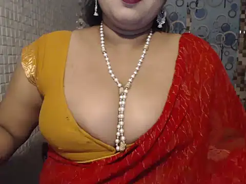 Oh Maya online show from 11.25.25