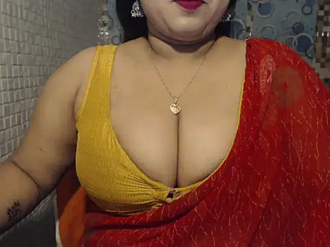 Snapshot of Oh_Maya chatting on 02.22.26 Oh Maya online show from 02.22.26