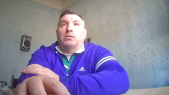 GYurmoka70 online show from 02.25.25