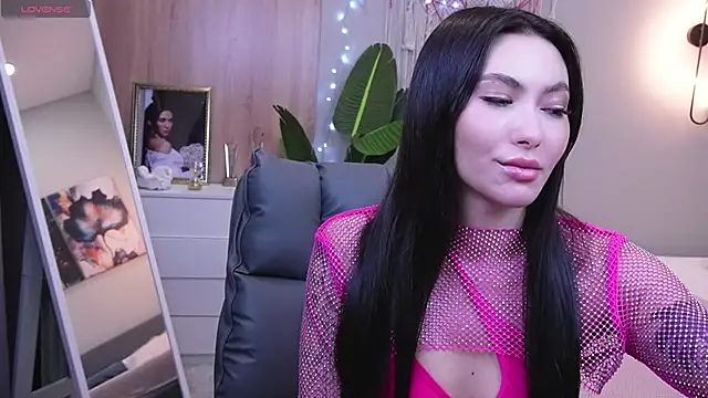 Molly Jons online show from 03.21.25