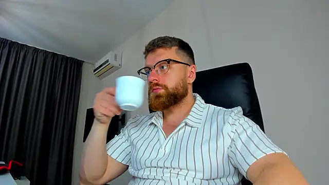 Findom guy online show from 04.21.26