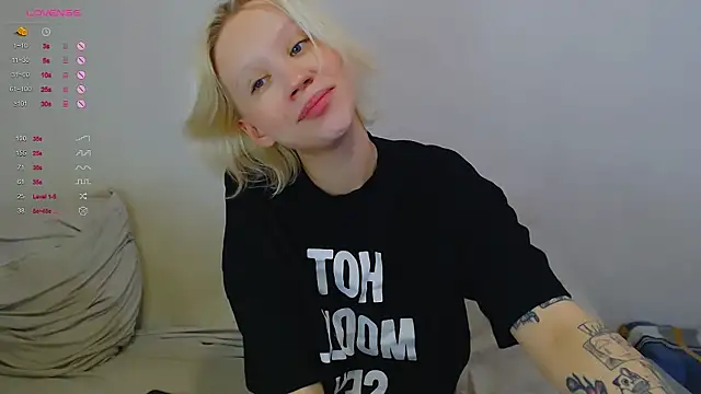 amelia lye online show from 12.16.25