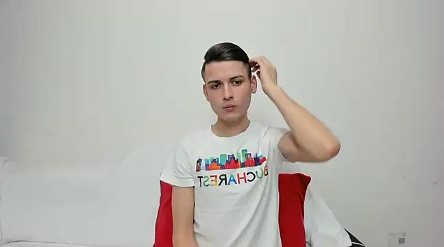 andboyfor6 online show from 12.10.24