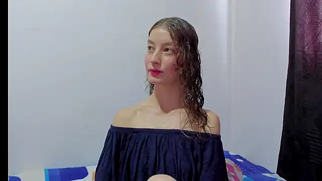 Snapshot of MiiaVolkova chatting on 11.13.25 MiiaVolkova online show from 11.13.25