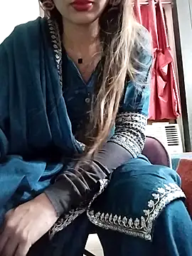 Noor Darliing online show from 04.30.26