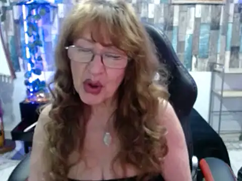 KarimaSarabe online show from 12.04.24