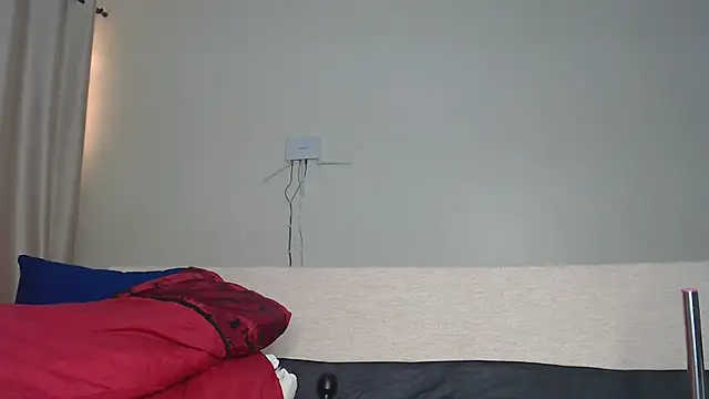 NIKKIE LOVE online show from 02.15.25