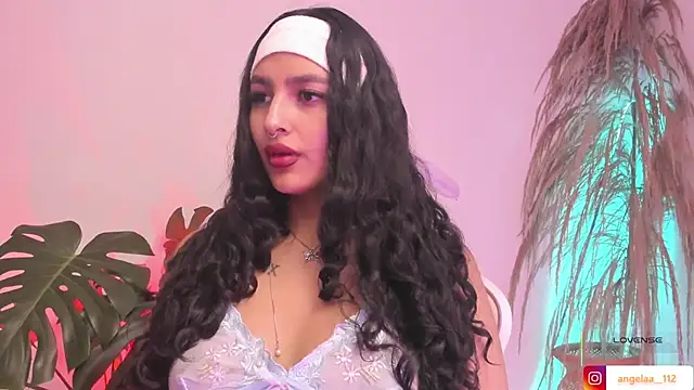 Anngel 1 online show from 12.16.25