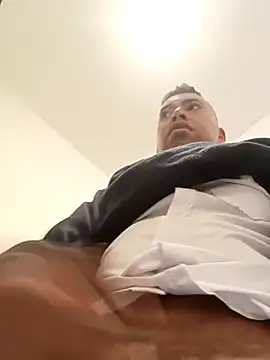 Snapshot of Diego_leon27 chatting on 09.18.25 Diego leon27 online show from 09.18.25