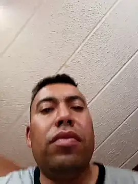 Snapshot of Diego_leon27 chatting on 09.19.25 Diego leon27 online show from 09.19.25