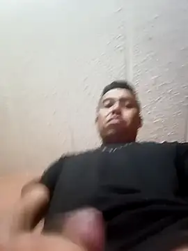 Snapshot of Diego_leon27 chatting on 10.10.25 Diego leon27 online show from 10.10.25