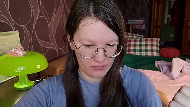 Snapshot of MiriamOr chatting on 01.16.26 MiriamOr online show from 01.16.26