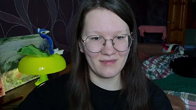 Snapshot of MiriamOr chatting on 03.12.26 MiriamOr online show from 03.12.26