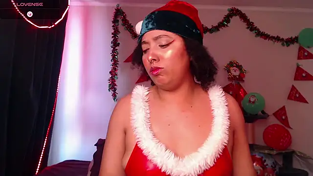 Snapshot of michell_bling1 chatting on 12.24.24 michell bling1 online show from 12.24.24