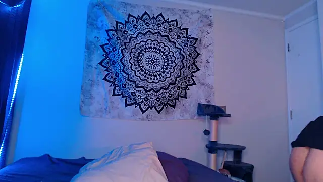 Snapshot of michell_bling1 chatting on 01.20.25 michell bling1 online show from 01.20.25