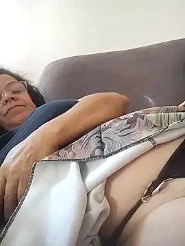 Snapshot of mariy522 chatting on 11.23.25 mariy522 online show from 11.23.25