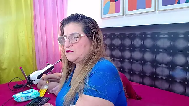 sandra 20 online show from 07.25.26