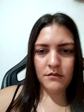 Mia Hampton online show from 09.20.25