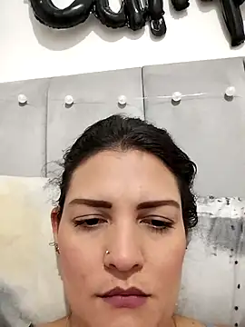 Mia Hampton online show from 02.21.26