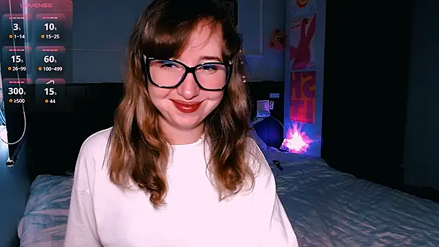 Snapshot of Cosmo_Riri chatting on 11.14.25 Cosmo Riri online show from 11.14.25