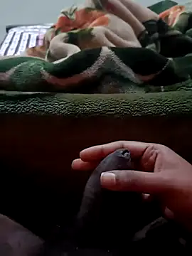 Snapshot of Naughtyforpussy chatting on 12.19.25 Naughtyforpussy online show from 12.19.25