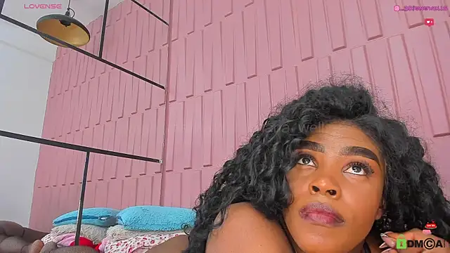 Briana Wells  online show from 03.05.25