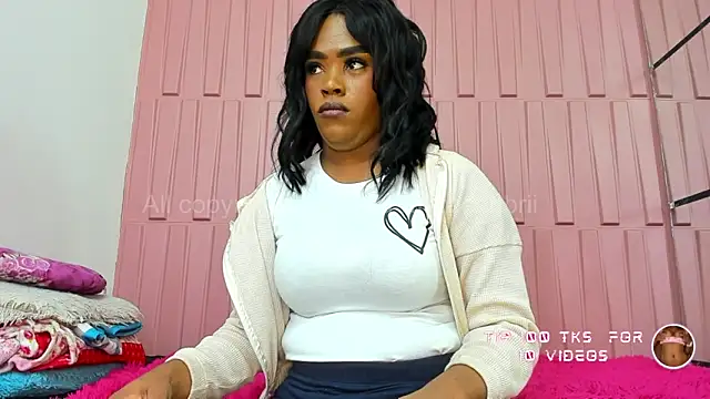 Briana Wells  online show from 09.30.25