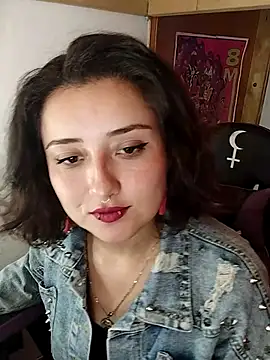 Lilith DeVil  online show from 02.21.25