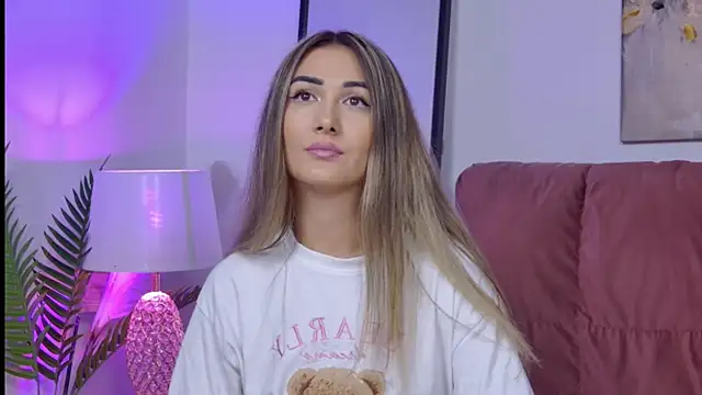 NicolLopeze online show from 10.03.25