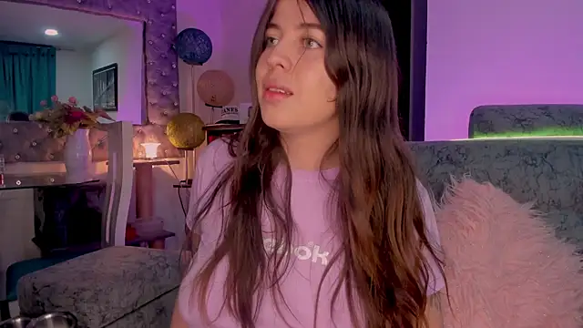 Snapshot of zoe_kittylove chatting on 11.04.25 zoe kittylove online show from 11.04.25