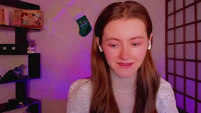 KateCuddle online show from 12.31.24