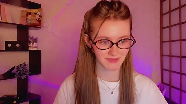 KateCuddle online show from 01.23.25