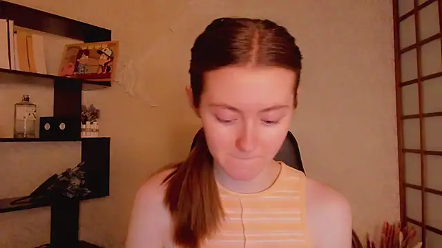 KateCuddle online show from 02.05.25