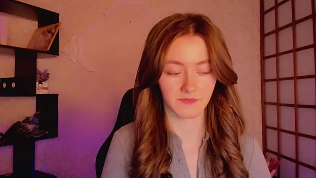 KateCuddle online show from 02.13.25