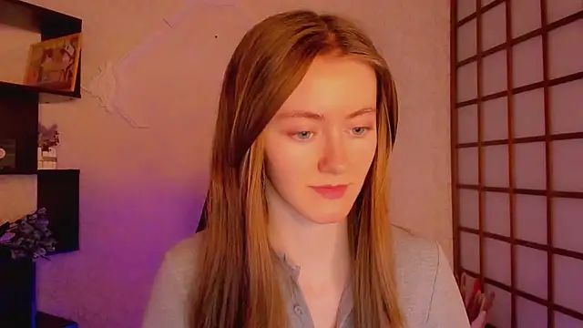 KateCuddle online show from 02.21.25