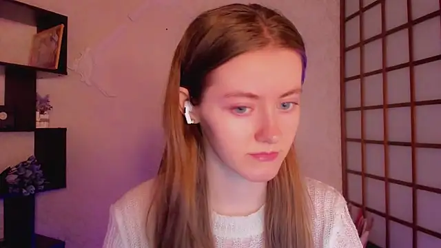 KateCuddle online show from 02.28.25