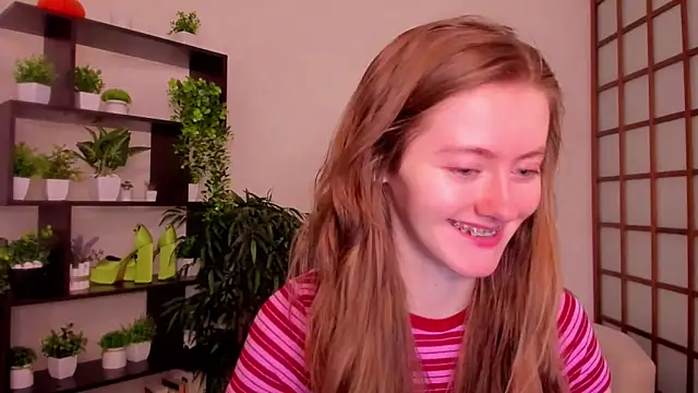 KateCuddle online show from 09.11.25