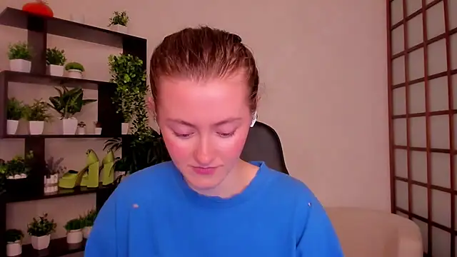 KateCuddle online show from 09.12.25