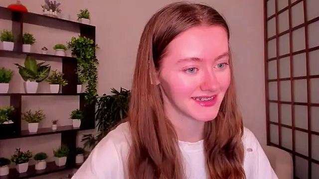 KateCuddle online show from 10.17.25