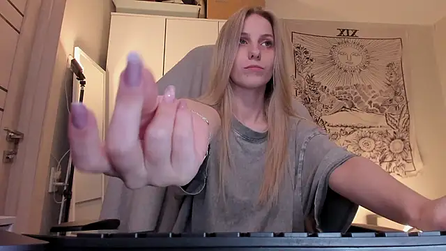 Snapshot of Anna_Fink chatting on 03.22.26 Anna Fink online show from 03.22.26