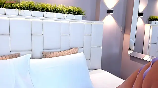 ValeriaGarcia online show from 02.27.25