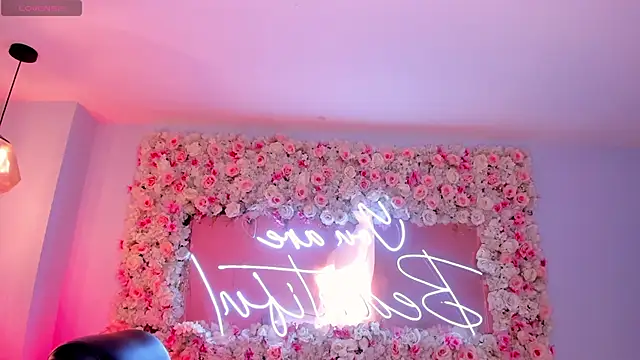 KendraClarkX online show from 04.04.26