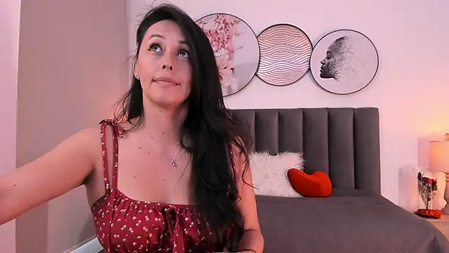 SaharaGarcia   online show from 09.29.25