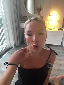 WhiteBunny online show from 06.10.26