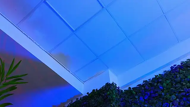 HotSkinnyX online show from 02.13.25