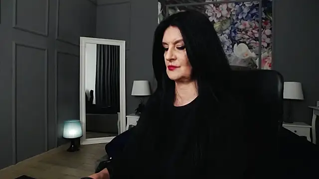 Snapshot of DomMelissaW chatting on 01.27.25 DomMelissaW online show from 01.27.25