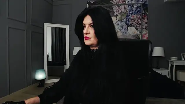 Snapshot of DomMelissaW chatting on 02.15.25 DomMelissaW online show from 02.15.25