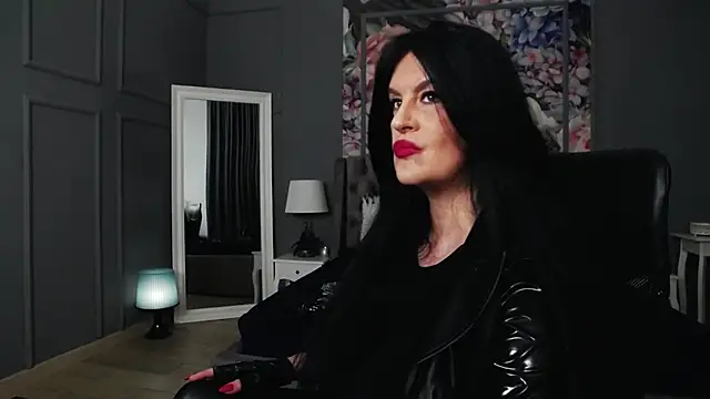 Snapshot of DomMelissaW chatting on 03.21.25 DomMelissaW online show from 03.21.25